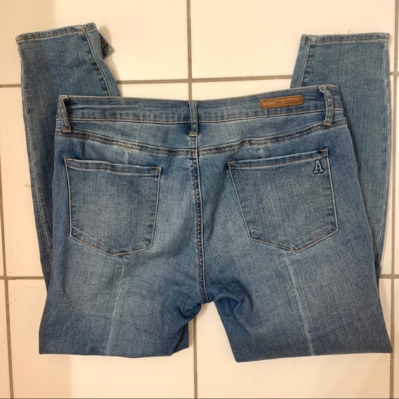 Articles of Society Cropped Suzy Super Soft Jean - Picture 3 of 3